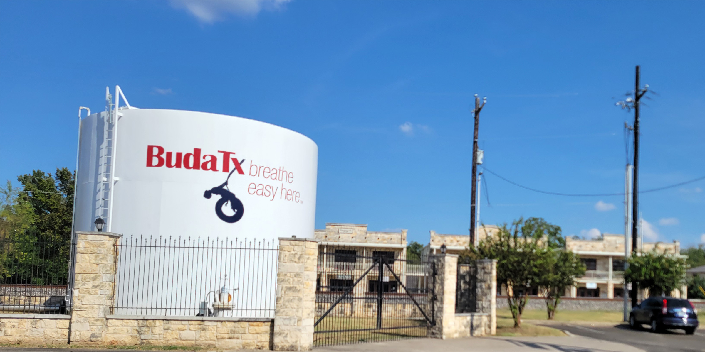 Buda Utilities - Water Tank on Main Street