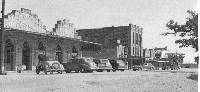 historic photo of Downtown Byuda from the 1930s 